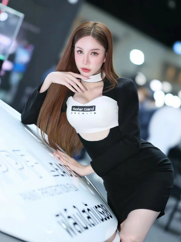 Kanyanat Saeang โซเชียลมีเดีย